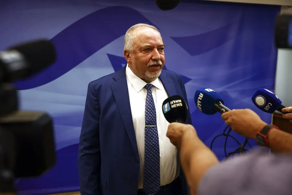 Avigdor Lieberman: Netanyahu mijenja sigurnost Izraela za politički opstanak