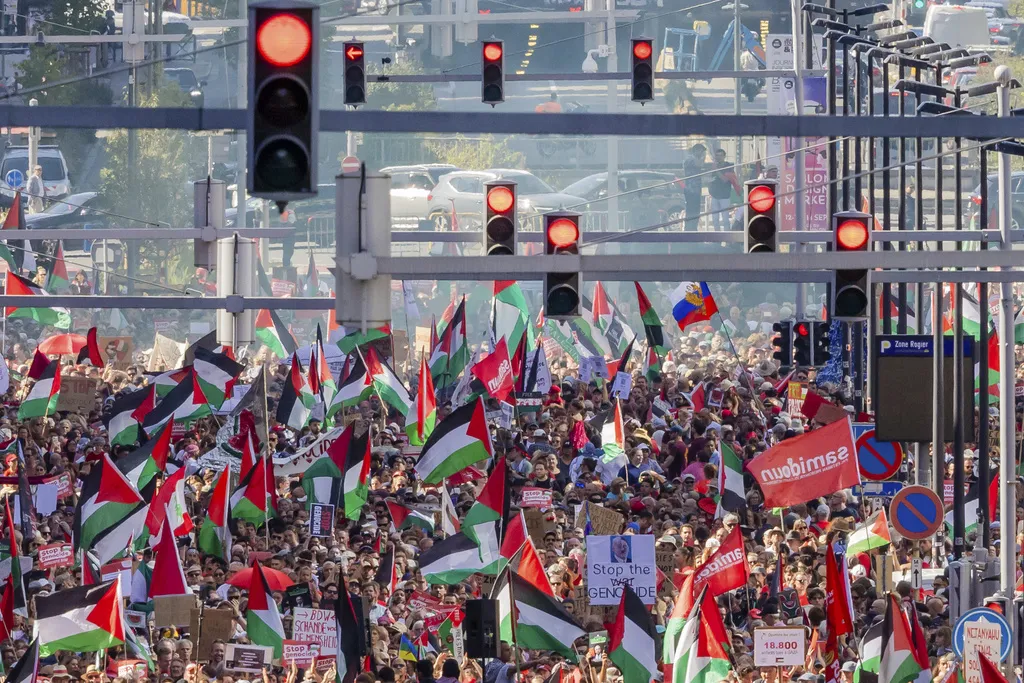 Desetine hiljada ljudi na skupu protiv Izraela u Briselu
