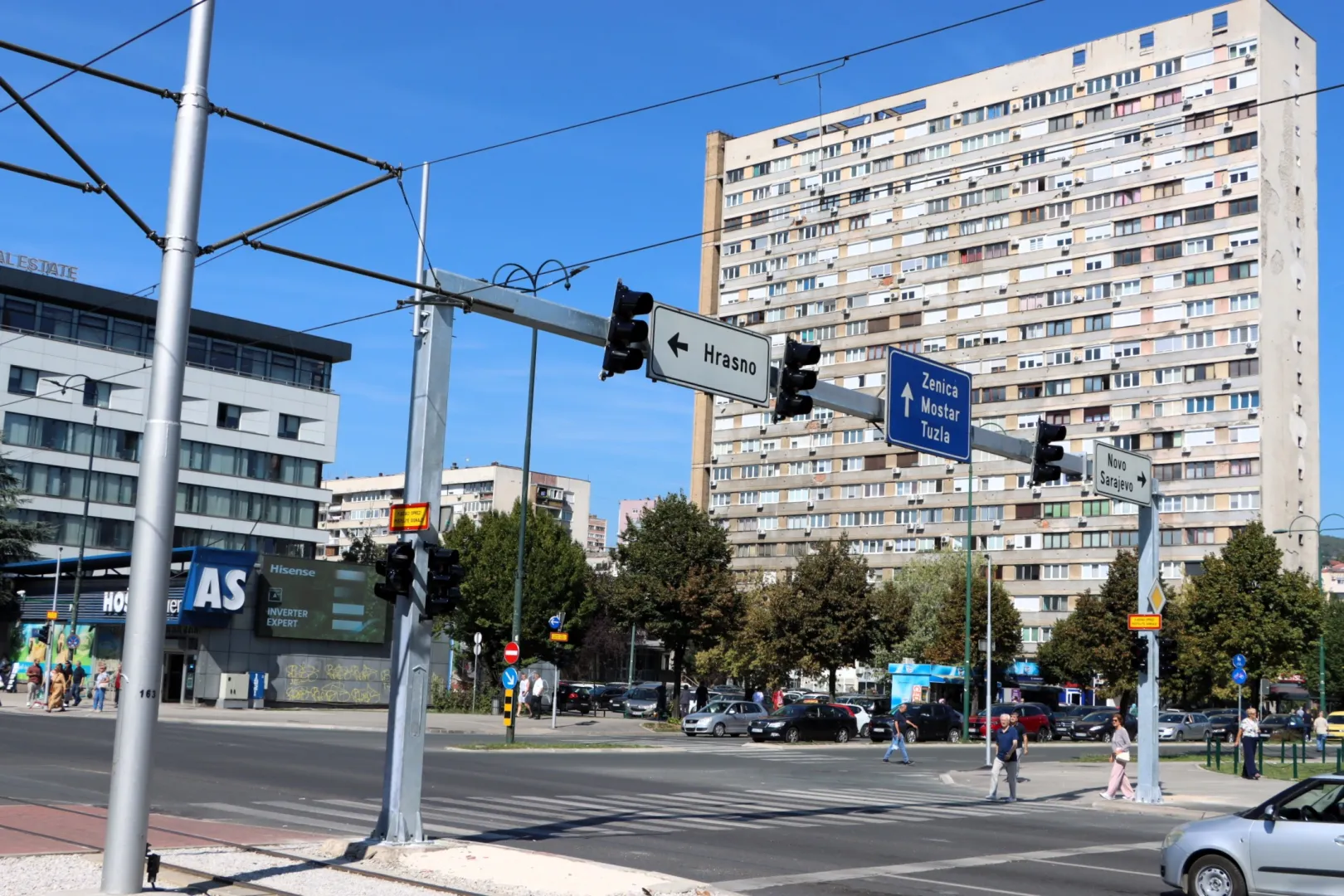 Zamijenjeni svi semafori na glavnoj saobraćajnici u Sarajevu