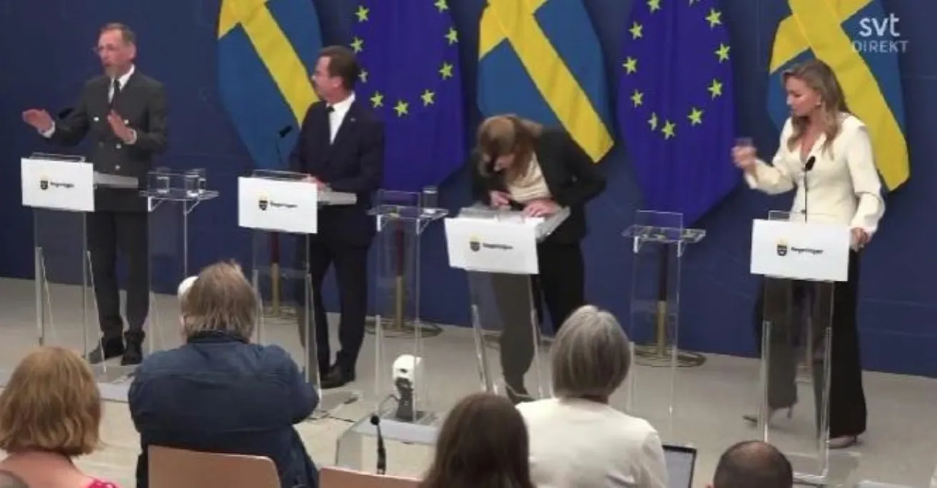 Švedska ministrica se srušila usred konferencije za medije