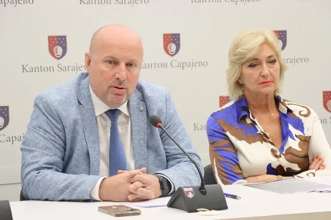 Hasanović i Okić o Metadonskom centru: Društvo pokazalo nedostatak empatije i razumijevanja