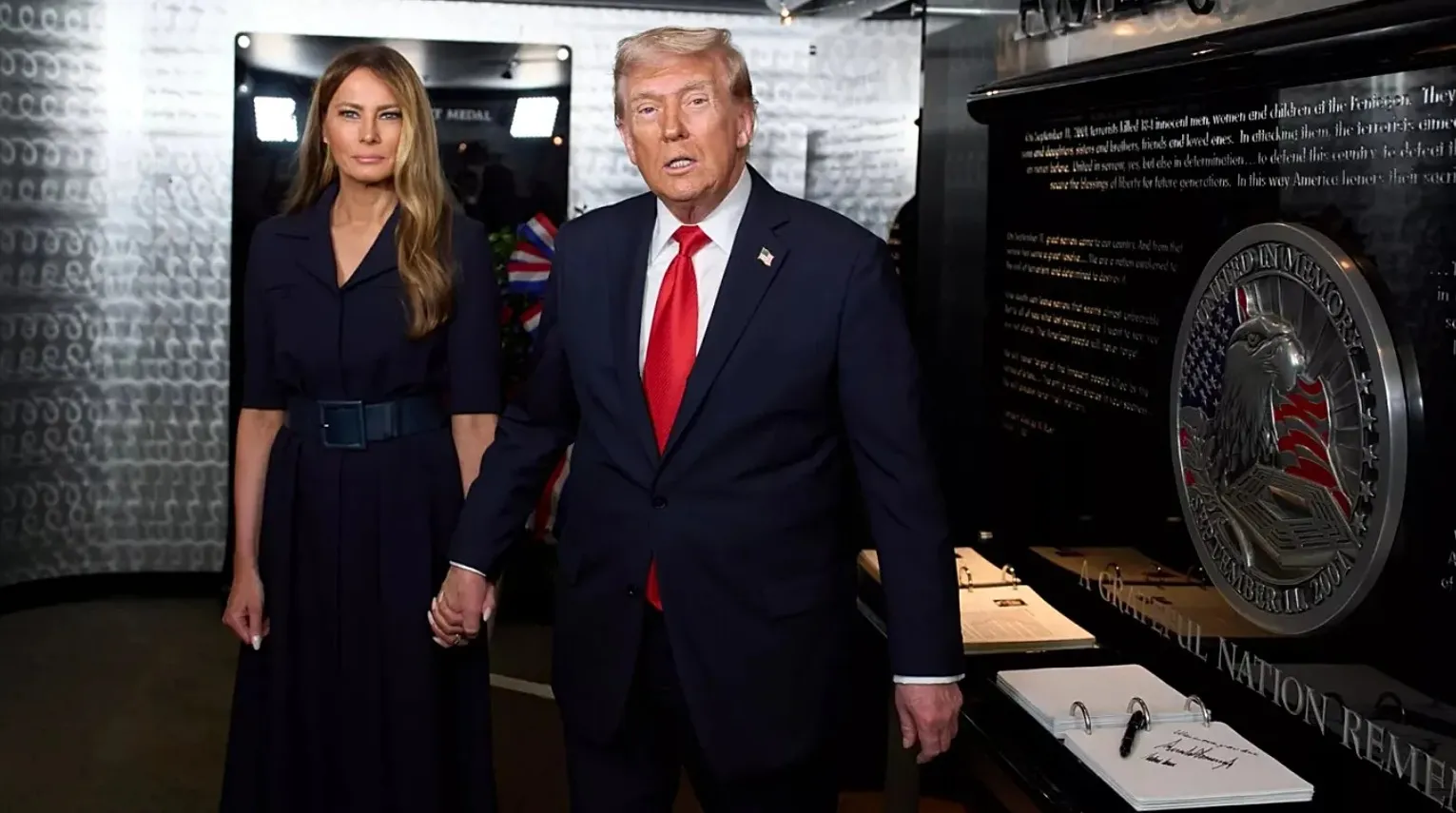 Donald i Melania Trump na memorijalnoj službi 24 godine nakon terorističkih napada 11. septembra
