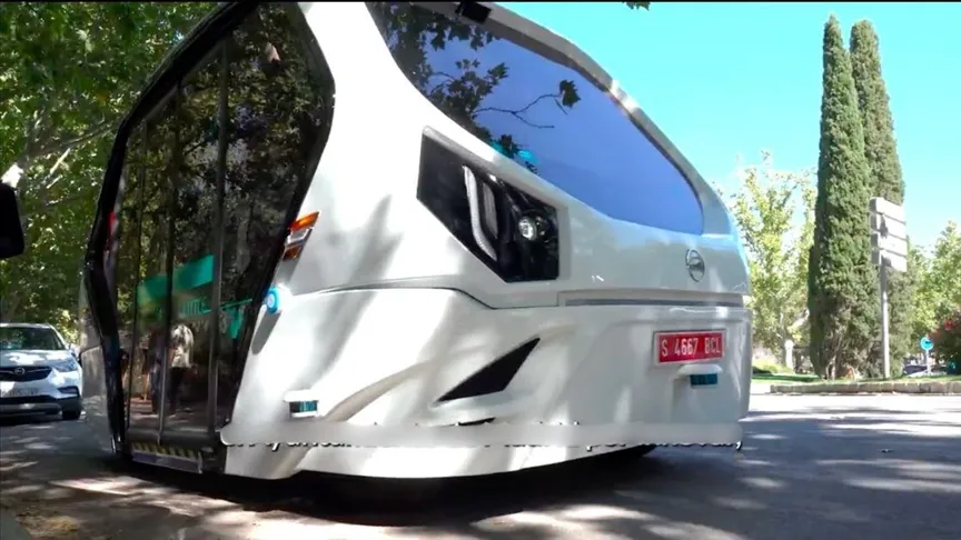 U Madridu predstavljen prvi električni autobus bez vozača
