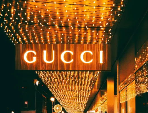 Na meti skoro pola miliona ljudi: Hakeri ukrali podatke kupaca brendova Gucci i Balenciaga