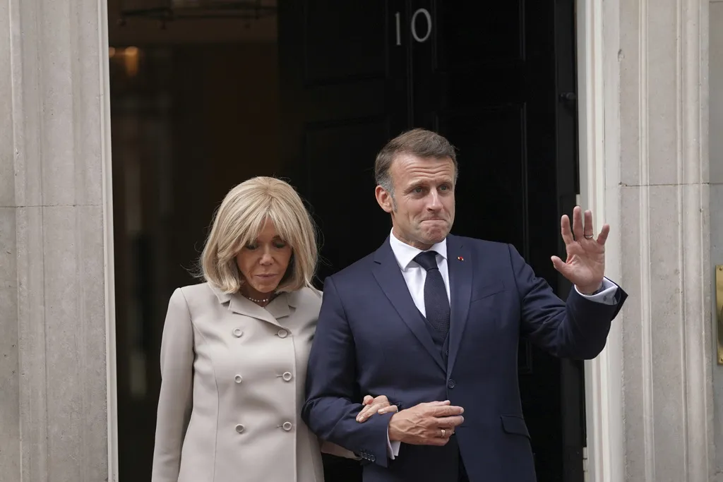 Macron na američkom sudu hoće da dokaže da njegova supruga nije muškarac