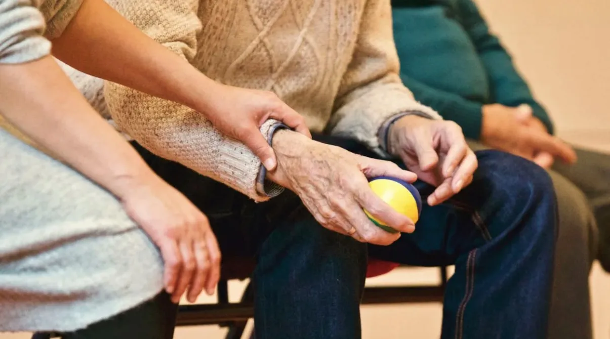 Više od 55 miliona ljudi u svijetu boluje od Alzheimerove bolesti