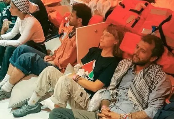 Izrael upao na brodove, uhapšena Greta: Prema Gazi i dalje plovi 13 brodova