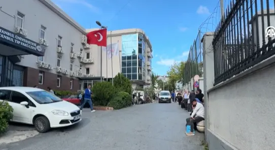 Snažan zemljotres u Istanbulu, narod na ulicama