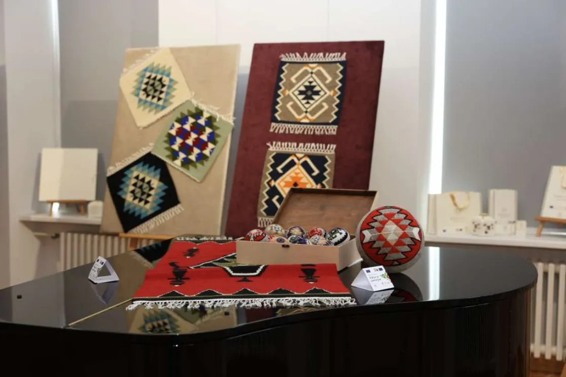 Radončić: Ogroman turistički i komercijalni potencijal tradicionalnih rukotvorina