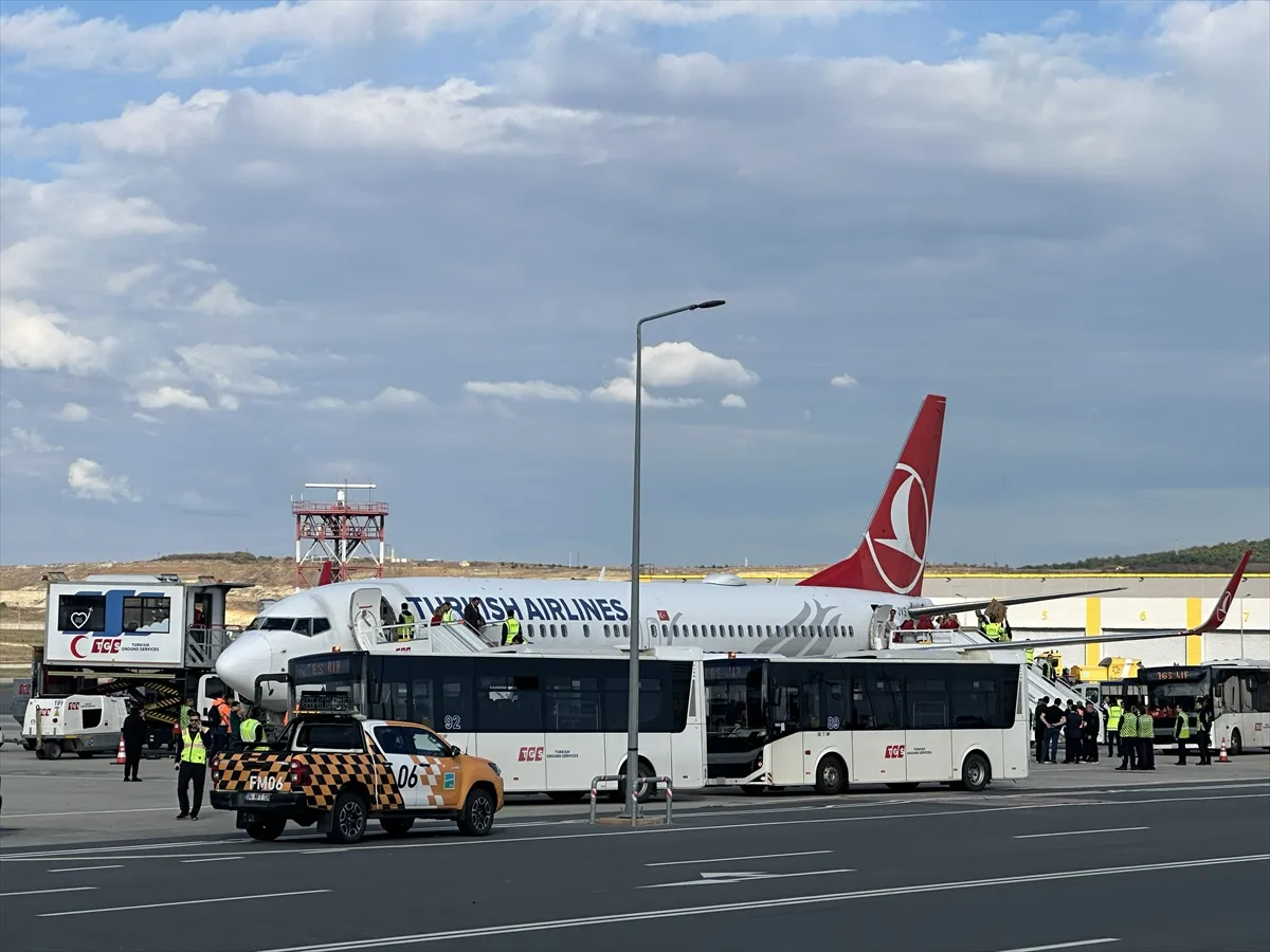 Avion s aktivistima Globalne flotile Sumud iz više zemalja sletio je u Istanbul