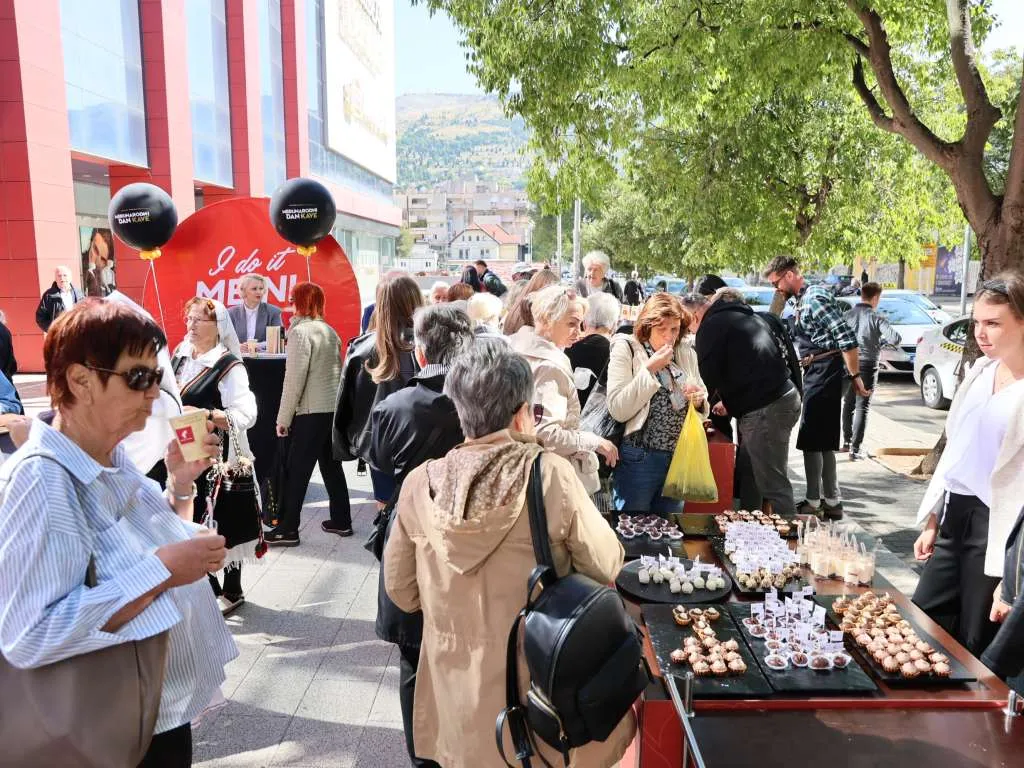 Mostar: Obilježen Međunarodni dan kafe uz mirise, muziku i druženje