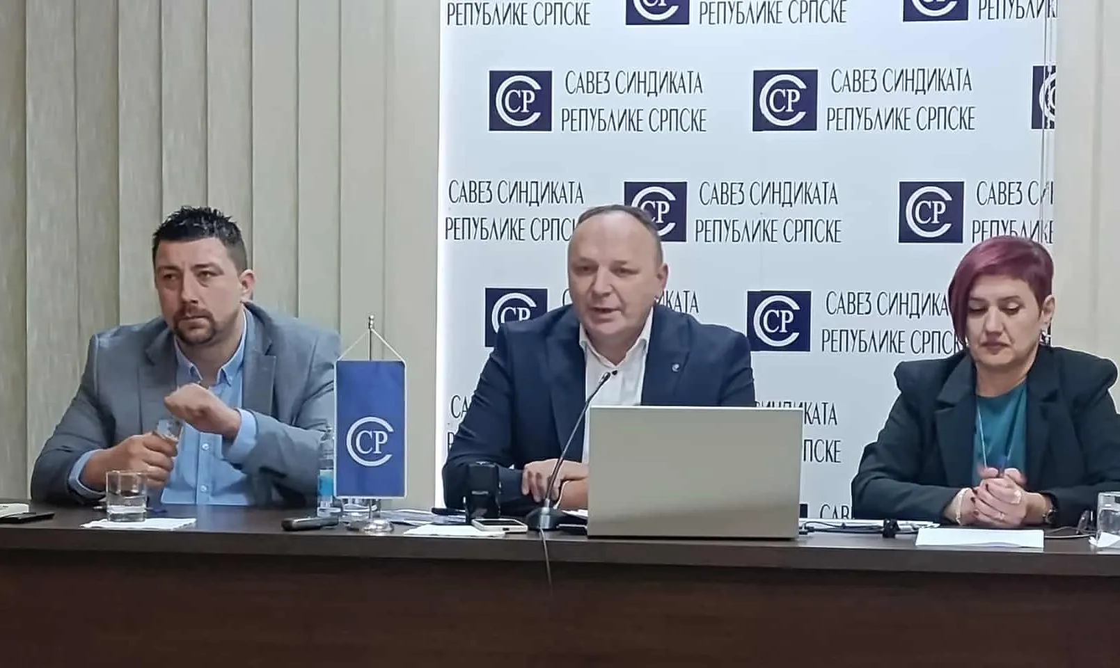 Savez sindikata RS: Povećanja minimalnih plata ali i plata kvalifikovanih radnika