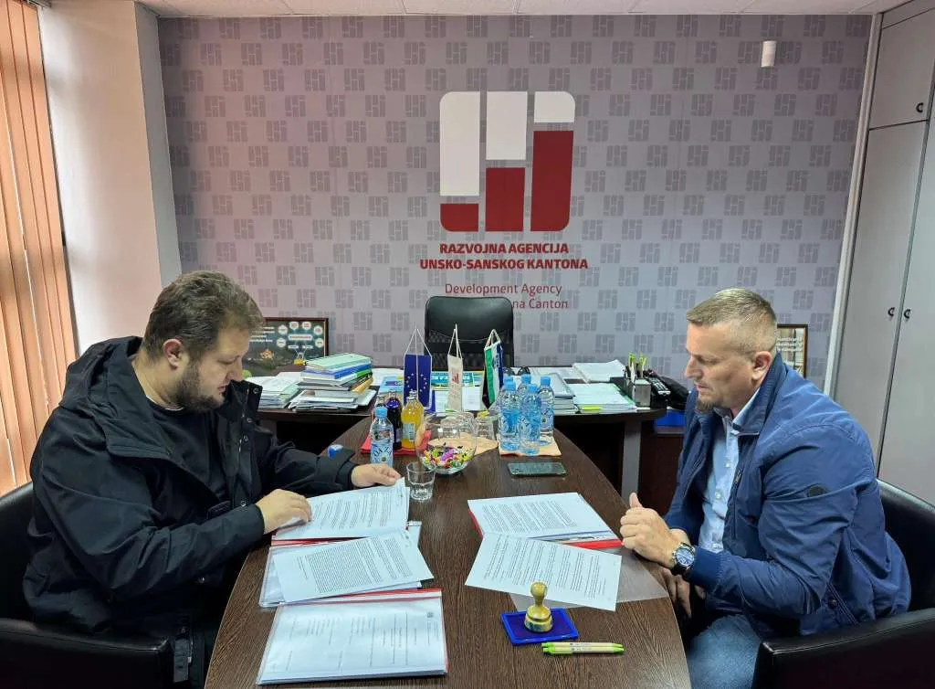 Potpisan ugovor o izradi Strategije održive elektromobilnosti Unsko-sanskog kantona