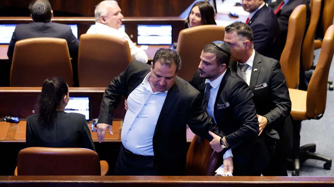 Trump držao govor pred izraelskim Knesetom, ali ne bez incidenata