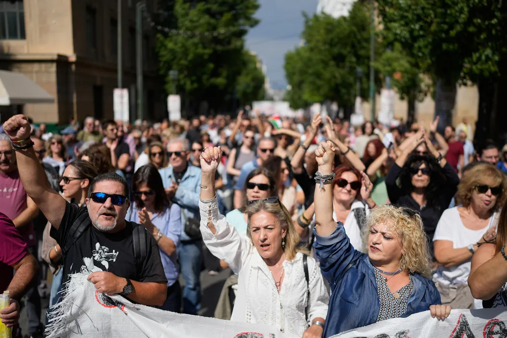 Haos u Grčkoj: Sve stalo zbog štrajka protiv reformi rada