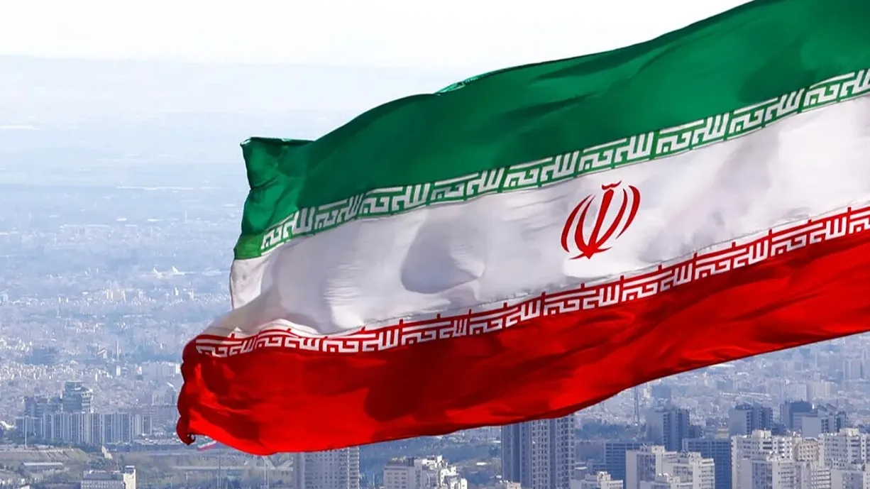 Iran osudio dva francuska državljanina na ukupno 63 godine zatvora zbog špijunaže