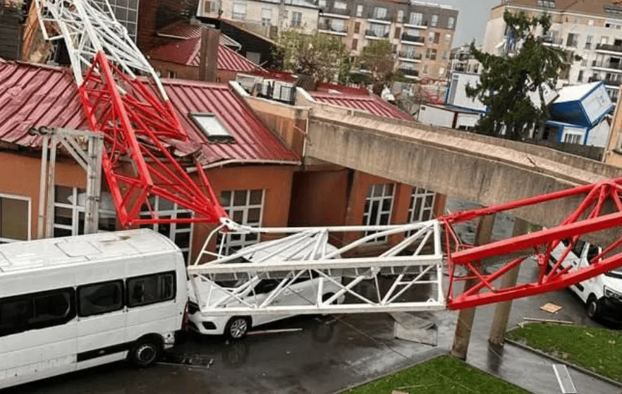 Tornado kod Pariza: Jedna osoba poginula, četiri u teškom stanju