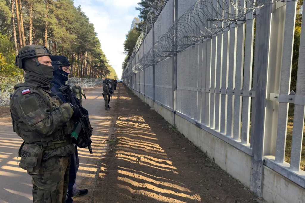 Otkriven tunel za migrante na bjelorusko-poljskoj granici: Ko ga je iskopao?