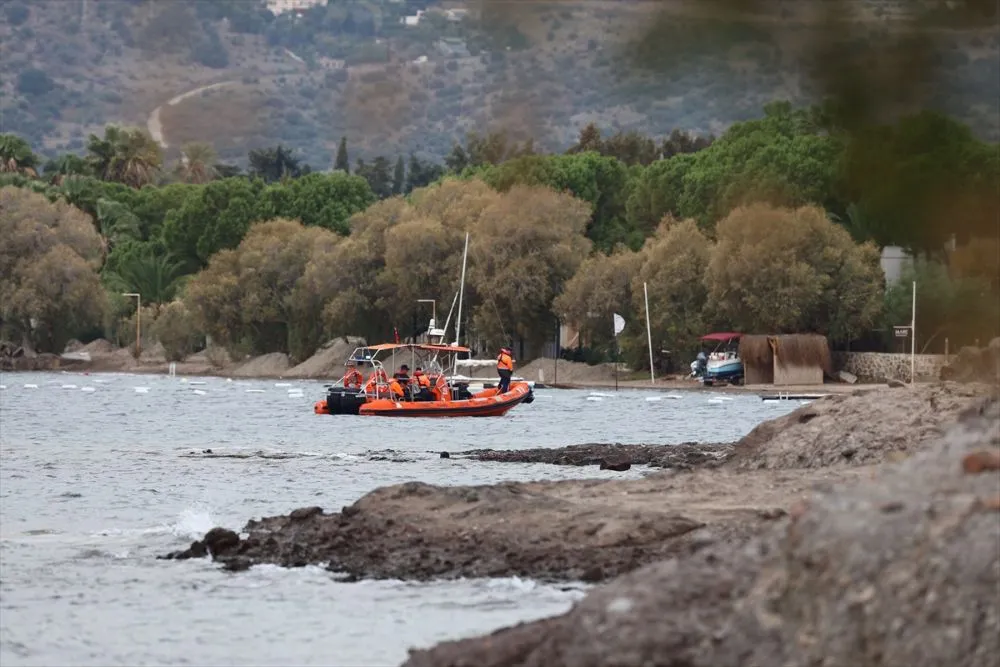 Najmanje 14 neprijavljenih migranata poginulo u brodolomu kod turske obale