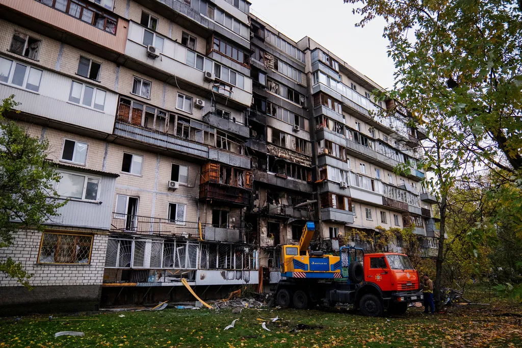U napadu dronovima na Kijev poginule tri osobe, među povrijeđenima i djeca