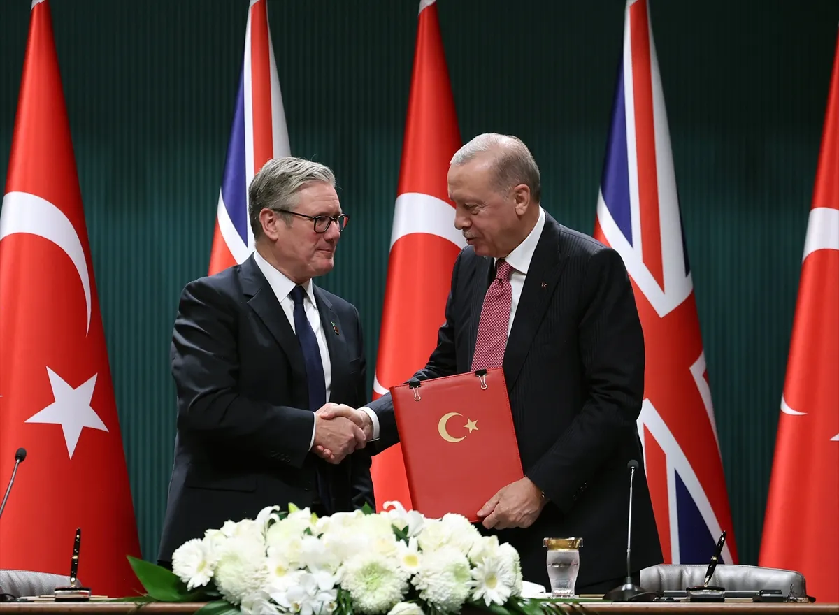 Turska i Velika Britanija potpisale sporazum o borbenim avionima Eurofighter