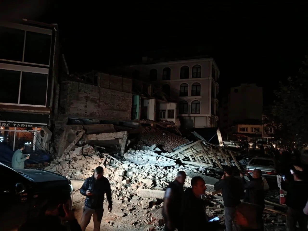 Najmanje 19 povrijeđenih u snažnom zemljotresu koji je pogodio Tursku