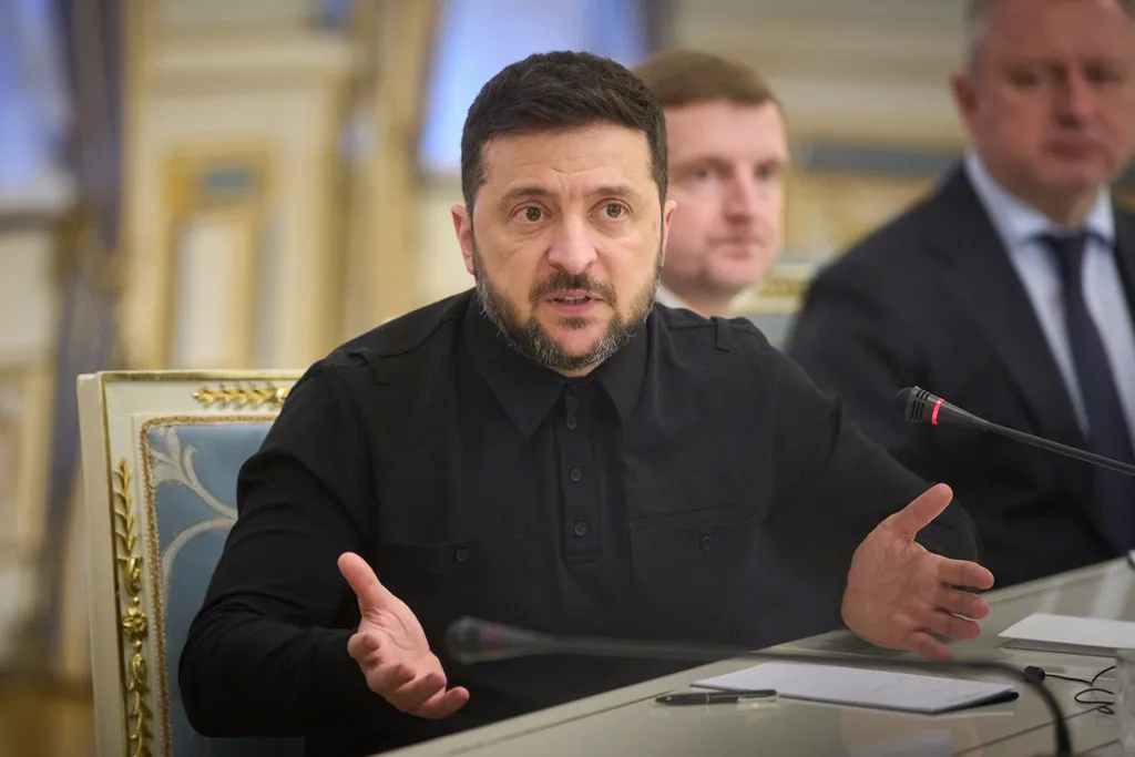 Zelenski optužio Kinu da pomaže Rusiji u proizvodnji oružja