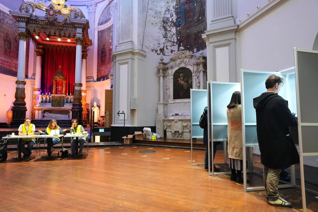 Izlazna anketa: Centristička stranka D66 vodi na izborima u Holandiji