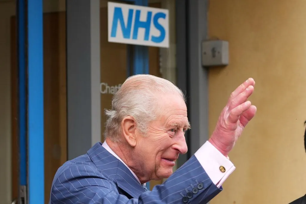 Kralj Charles službeno oduzeo svom bratu titulu princa i status kraljevskog visočanstva