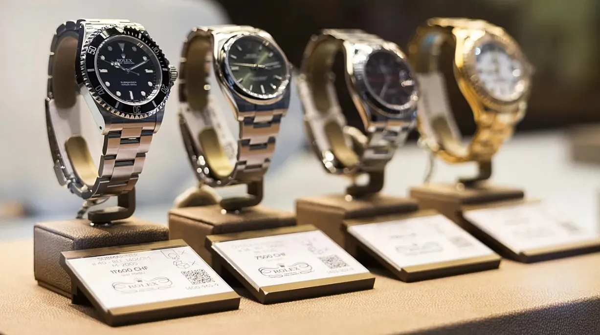 Dionice švicarskih proizvođača satova rastu dok Trump najavljuje ublažavanje američkih carina od 39%