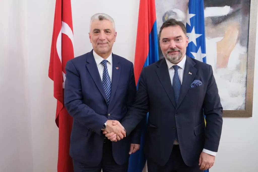 Košarac i Bolat potpisali Revidiranu PEM konvenciju za jačanje ekonomskih veza BiH i Turske