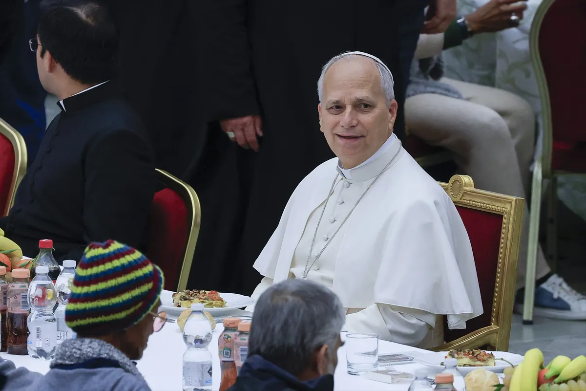 Papa pozvao Ameriku da ne pokušava svrgavanje Madura vojnom silom