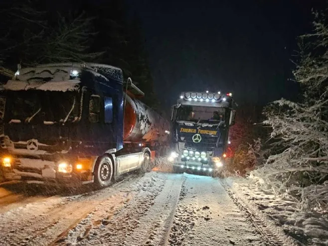 AMS RS: Snijeg paralizovao saobraćaj na Romaniji