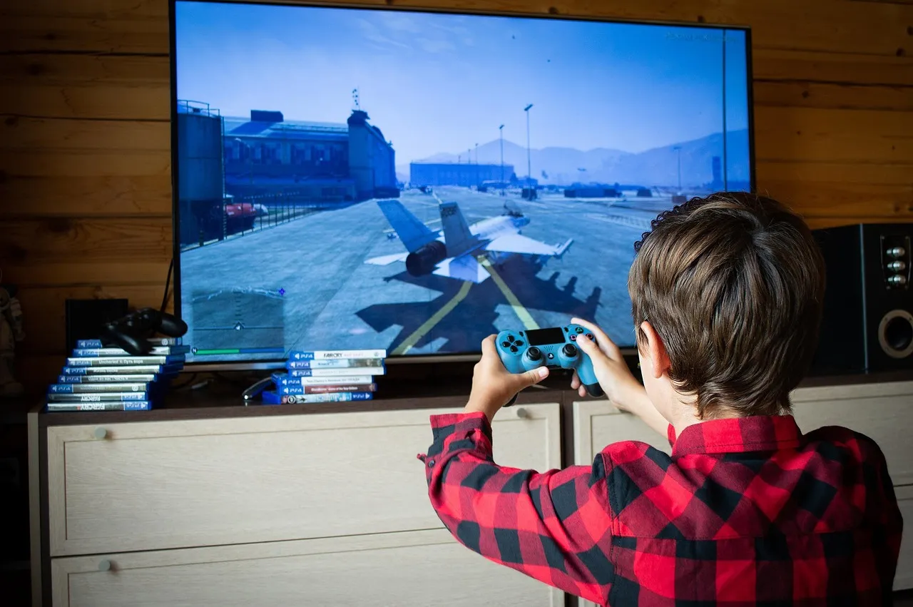 EU upozorava: Kriminalci sve češće vrbuju djecu preko gaming platformi