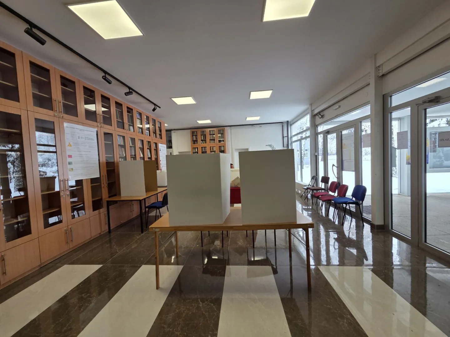 Švajcarska glasa o ograničavanju broja stanovnika na deset miliona