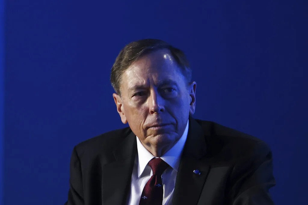 Bivši šef CIA-e: Putina možemo nokautirati u dva poteza