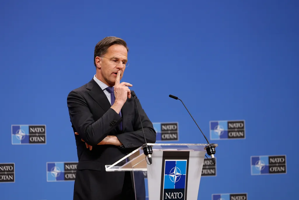 Rutte: Pregovori o miru idu postepeno, Ukrajini potrebna finansijska pomoć