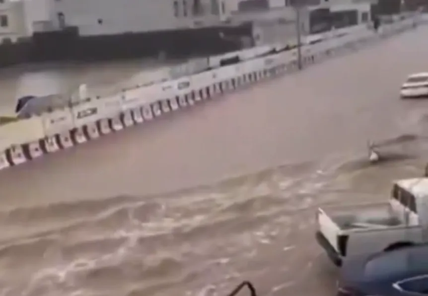 Snažne bujične poplave pogodile Džedu