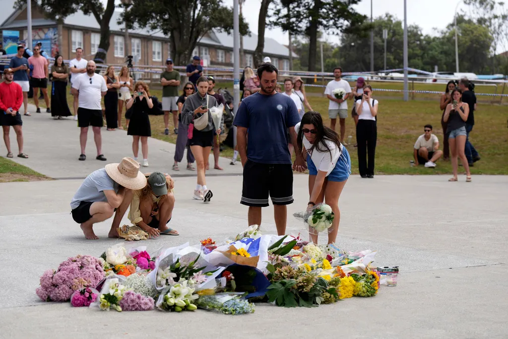 Novi detalji masovne pucnjave u Sidneyu: Mlađi napadač već ranije privukao pažnju vlasti
