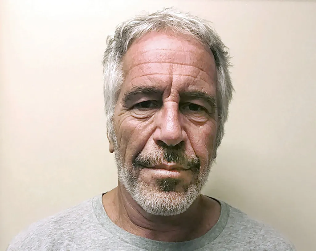 BBC: Gotovo 90 letova povezanih s Epsteinom koristilo aerodrome u Velikoj Britaniji