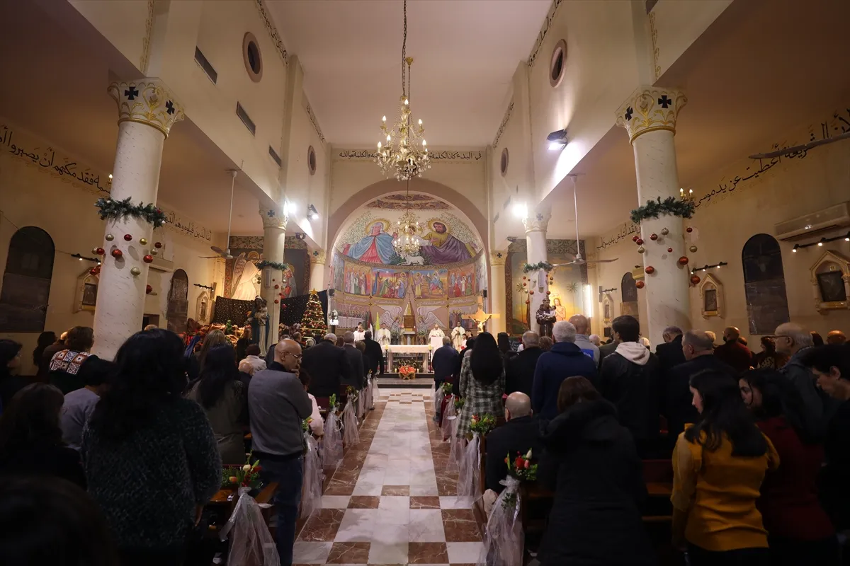 Kršćani u Gazi obilježili Božić u Crkvi Svete porodice nakon dvije godine rata