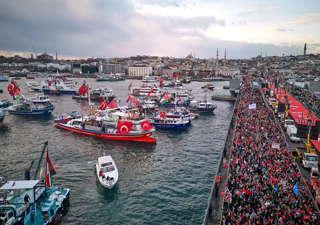 Podrška Gazi: Stotine hiljada ljudi na ulicama Istanbula