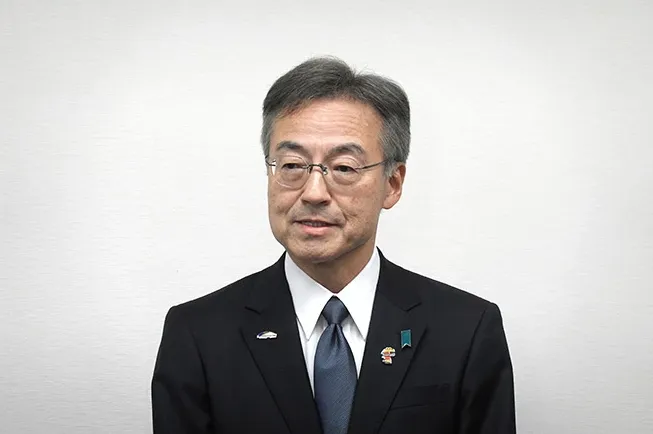 Bivši japanski guverner poslao više od 1.000 neprimjerenih seksualnih poruka osoblju