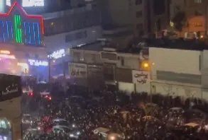 Masovni protesti širom Irana, vlasti prekinule internet