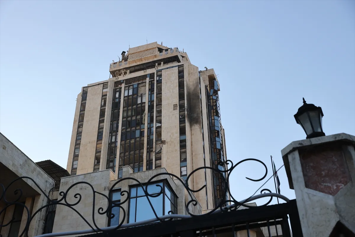 Dron SDF-a pogodio zgradu Guvernorata Halepa u Siriji