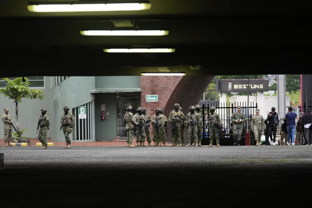 Ekvador šalje 10.000 vojnika protiv bandi koje se bave krijumčarenjem droge