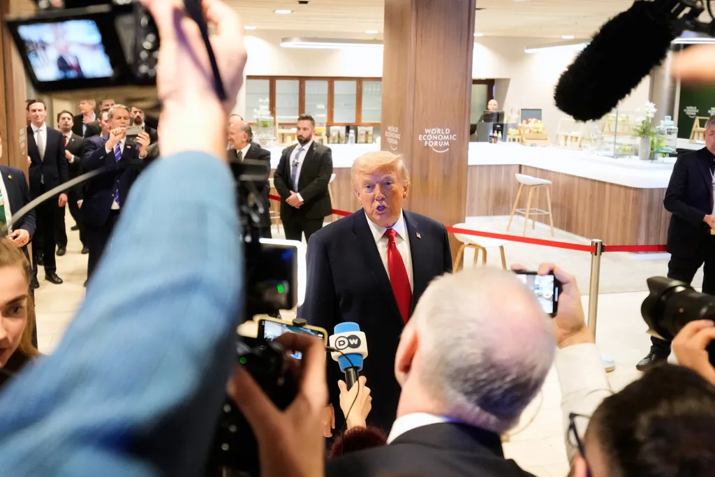 Požar izbio u prostorijama Svjetskog ekonomskog foruma dok je Trump bio unutra