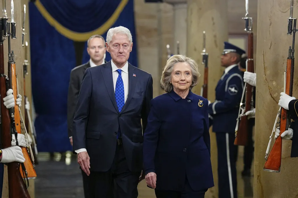 Billu i Hillary Clinton prijeti zatvor zbog veza sa pedofilom Jeffreyjem Epsteinom