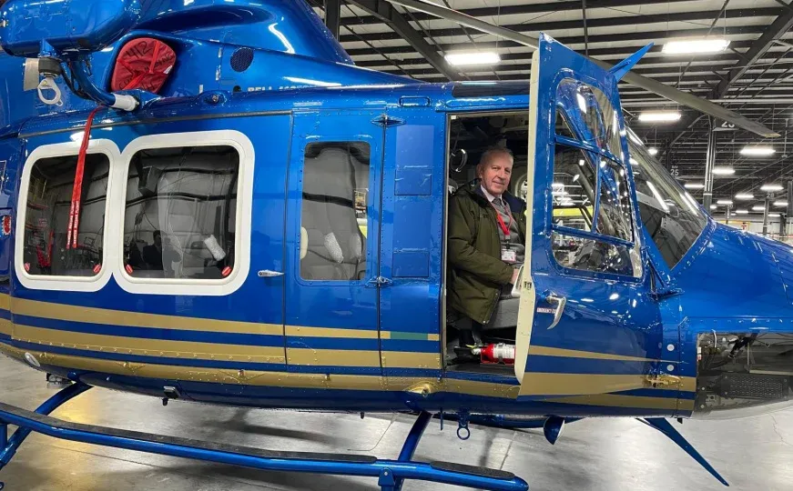 Stručna komisija MUP-a KS završila inspekciju novog helikoptera, testni let u Pragu