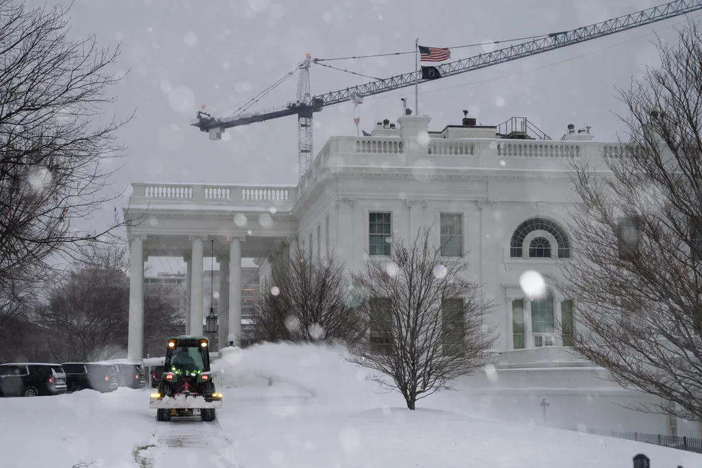 Trump: Prekasno je za zaustavljanje gradnje dvorane za bal u Bijeloj kući
